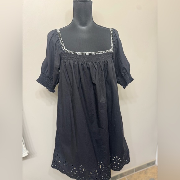 RHODE Women's Evie Elegant Black Eyelet Smocked Mini Dress L is available for purchase on au PAY Market - Imported Goods Online Store Co.Ltd. | au PAY Market - Online Shopping Site RHODE Women's Evie Elegant Black Eyelet Smocked Mini Dress L is available for purchase on au PAY Market - Imported Goods Online Store Co.Ltd. | au PAY Market - Online Shopping Site